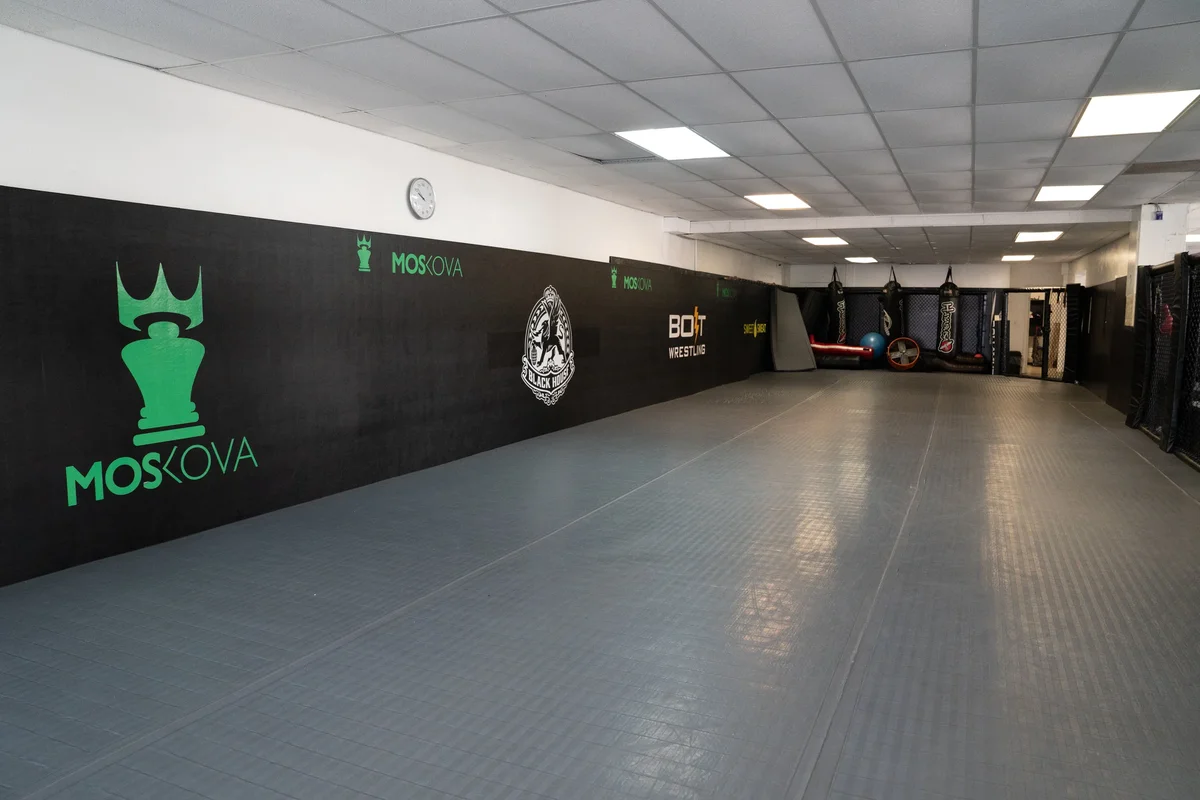 Black House Redondo facility image