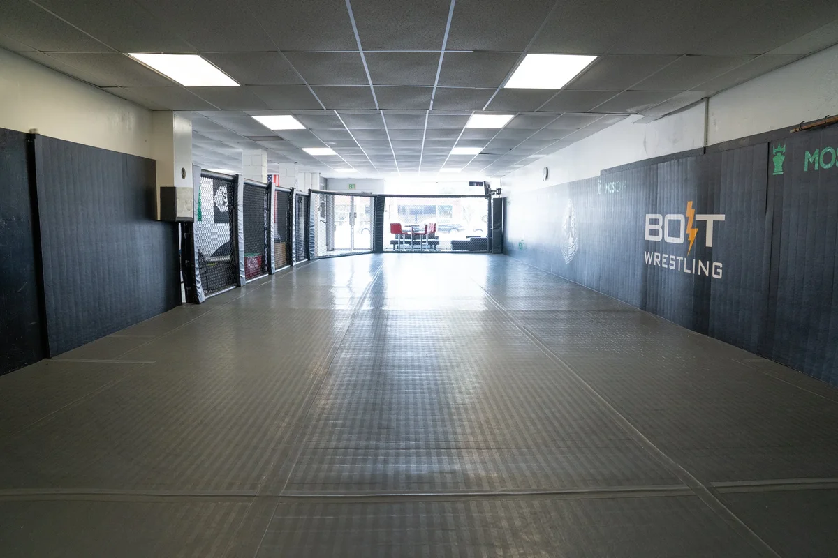 Black House Redondo facility image