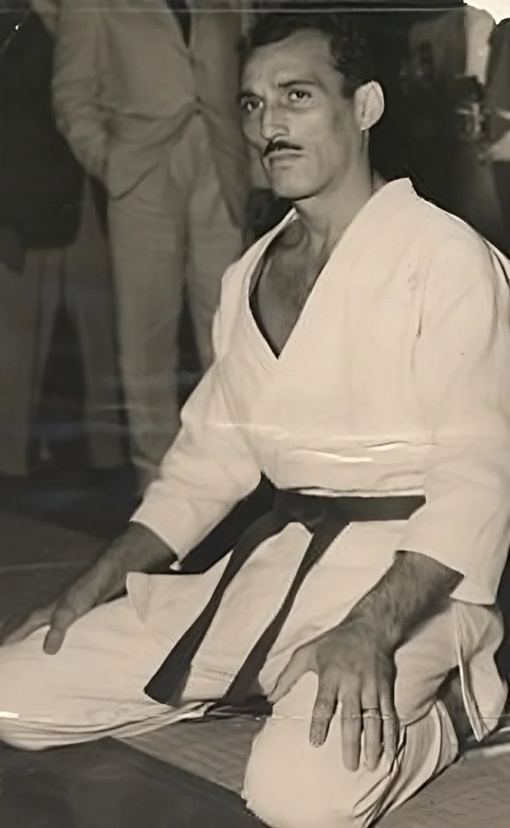 The Blue Bar Royce Gracie Jiu-Jitsu Academy (Fresno/Clovis) facility image
