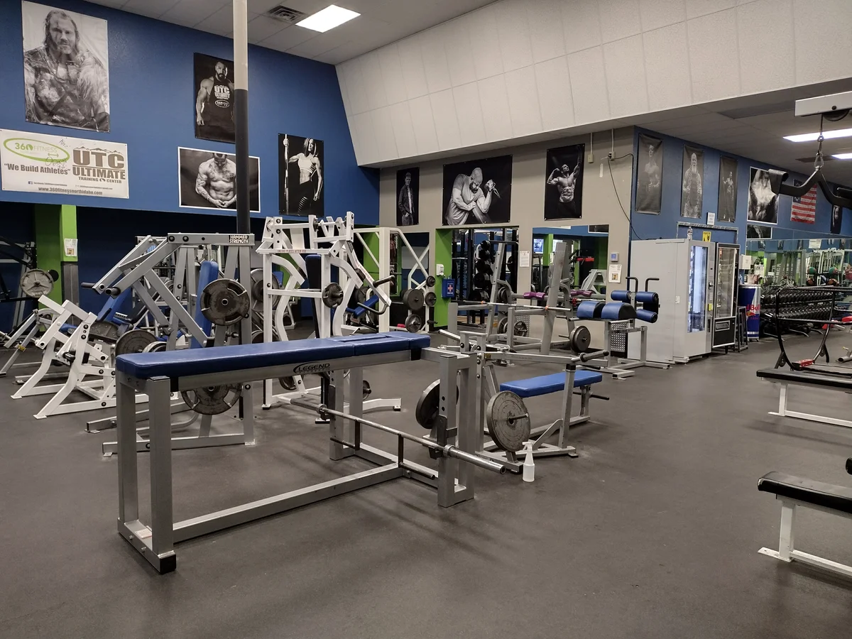 360 Fitness North Idaho (Club Gym ~ Physical Fitness & Therapy Center) facility image