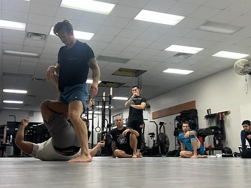 Momentum Fitness & Jiu Jitsu facility image