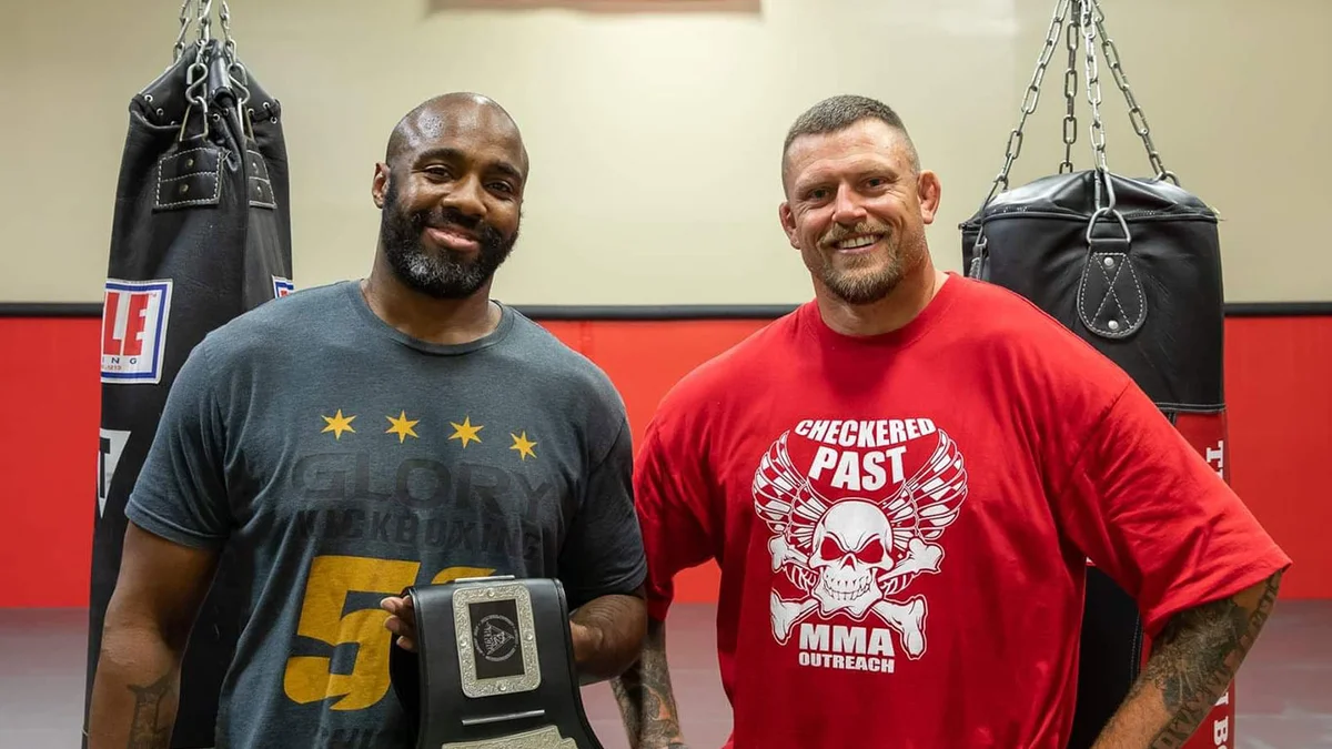 Checkered Past MMA facility image