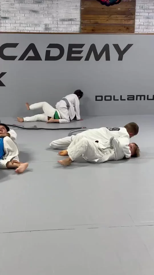 The Waves Jiu Jitsu Academy facility image