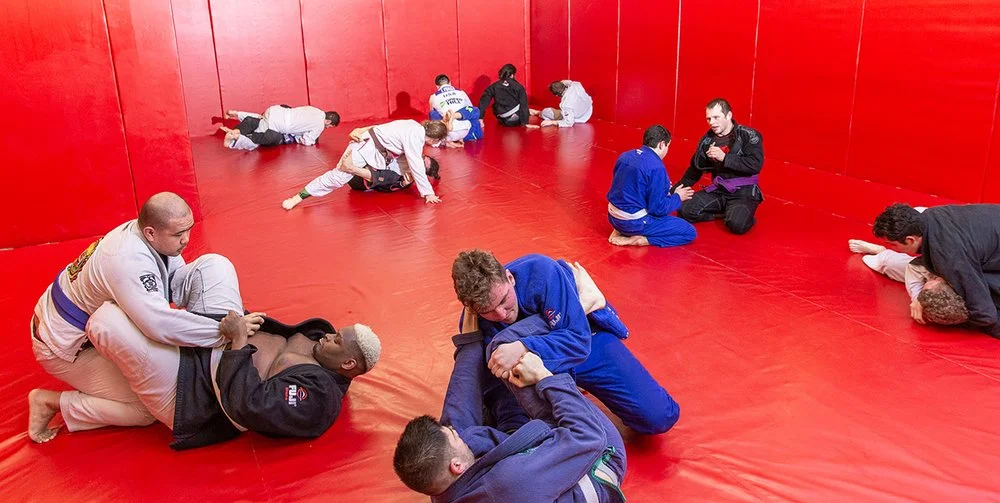 IVAN SALAVERRY MMA facility image